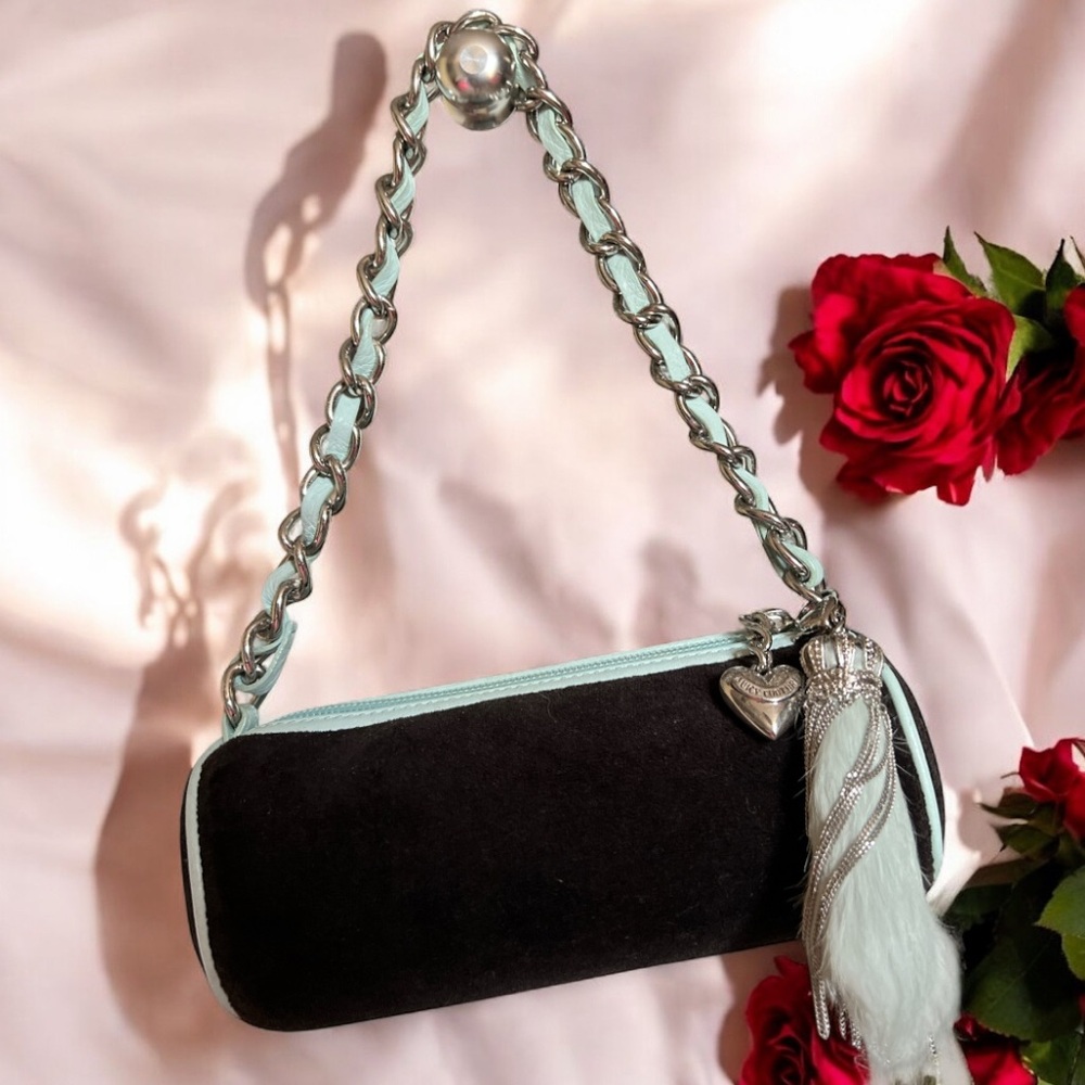 VINTAGE🌸 Juicy Couture Mini Barrel with RARE Rabbit Foot Charm🩵🖤 - Picture 3 of 11